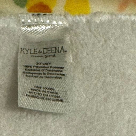 4 for $20 SALE! Kyle & Deena Lemons & Flowers Print Minky Baby Blanket, 30x40 - Picture 7 of 7